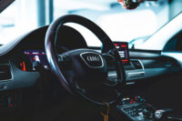 Jindřichohradecko – Audi smetlo traktor a řidiče transportoval vrtulník 30