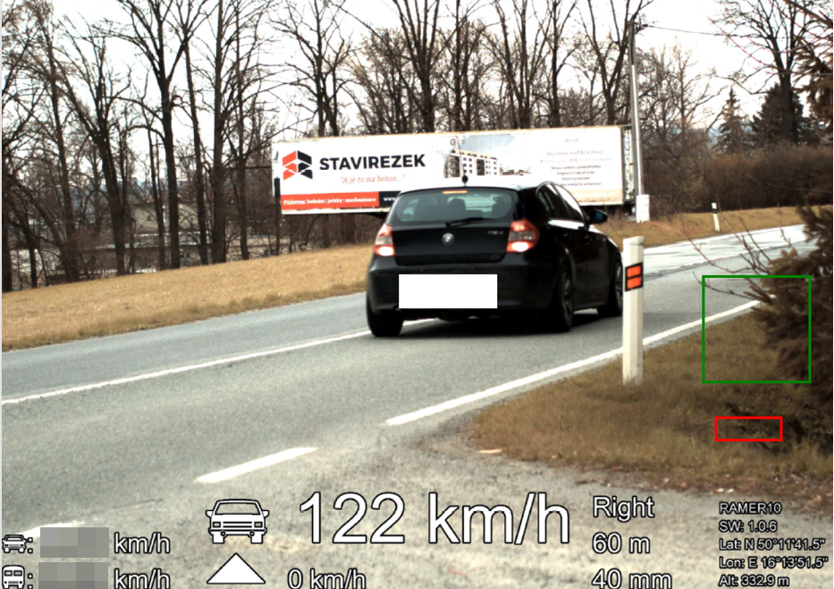 Solnice – cizinec letěl v BMW v obci 122 km/h 3 Solnice – cizinec letěl v BMW v obci 122 km/h 2