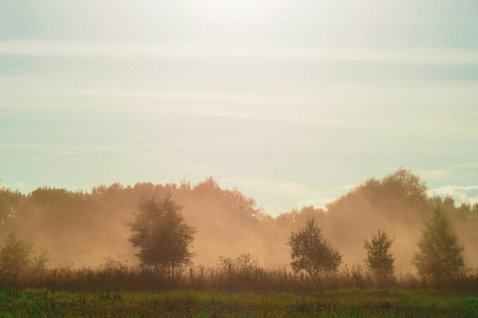Čechy – Dorazí déšť a prach ze Sahary a vítr zesílí na 70 km/h 70