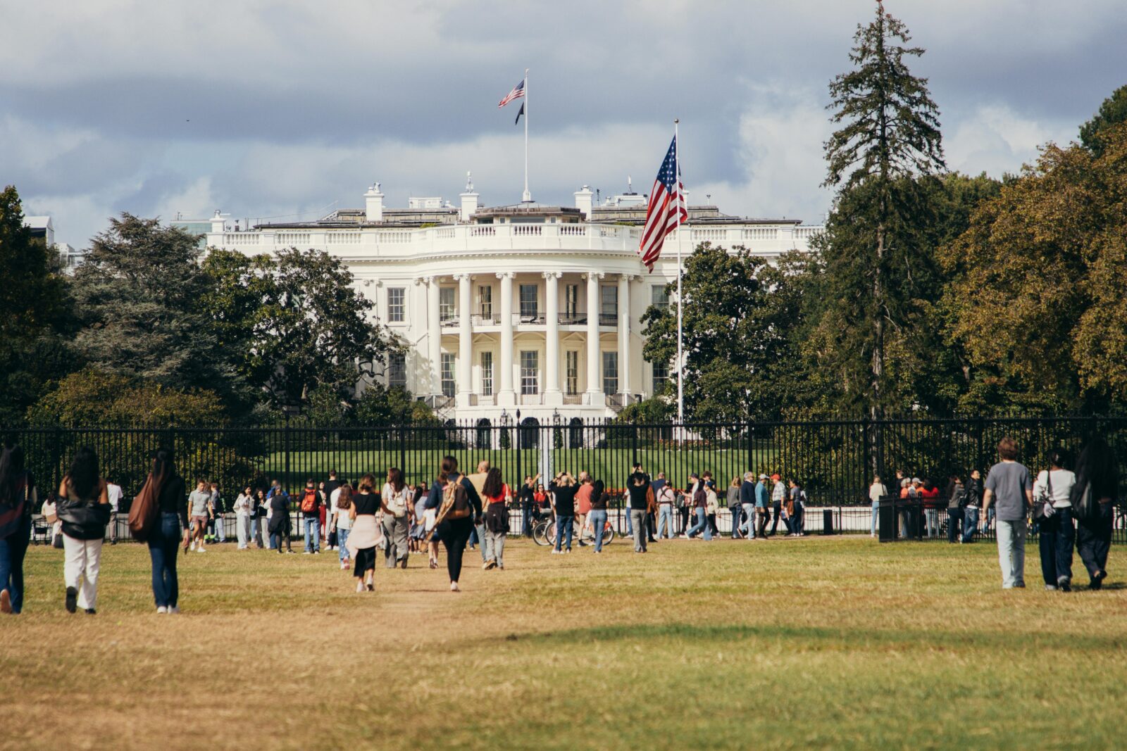USA – Trumpovo jmění po nástupu do funkce vzrostlo o 60 % a rodinný byznys dál roste
