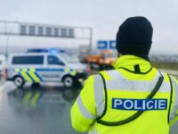 Pardubice – Střelec střílel na veřejnosti plynovou pistolí a hlídky ho dopadly 30