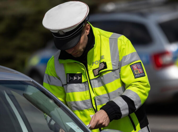 Střední Čechy – Velikonoční dopravní akce odhalila 892 přestupků 10